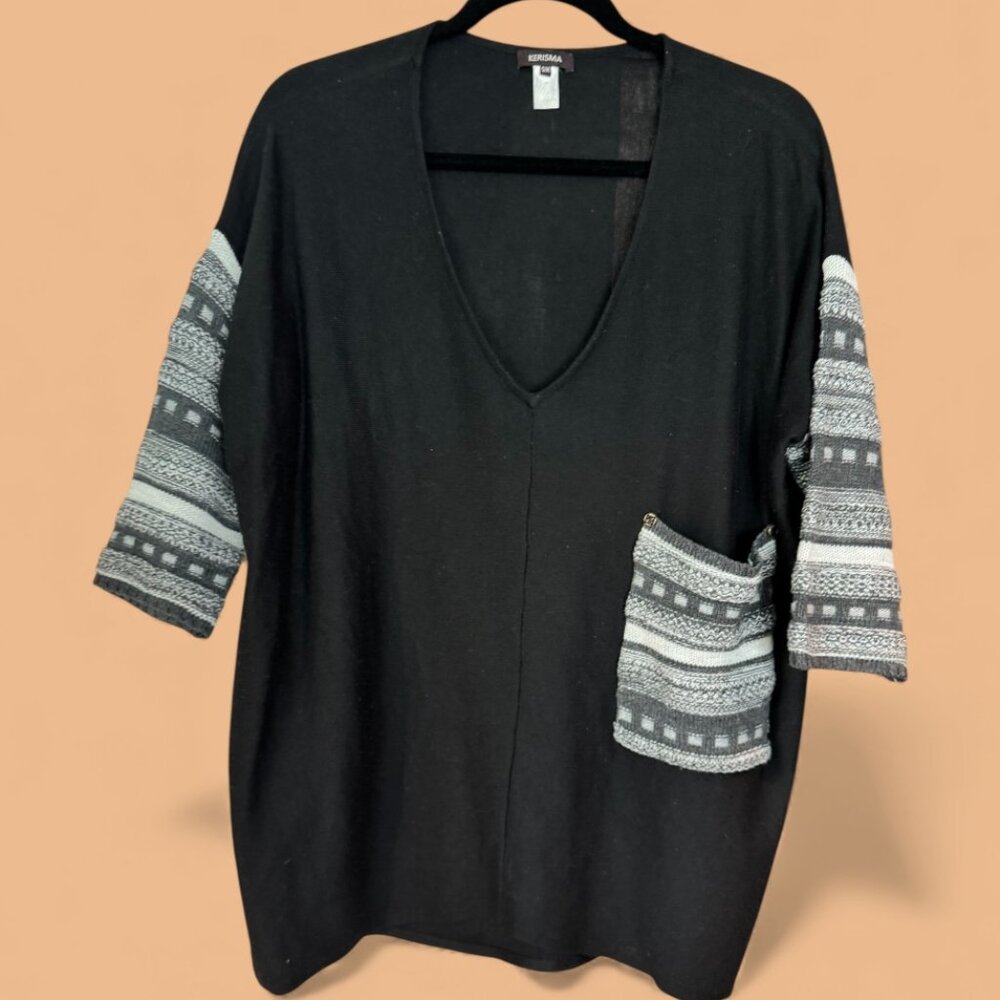 KERISMA women's S/M knit top contrasting sweater sleeves/pocket
